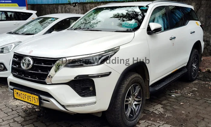 Carjee Car Rentals with Driver